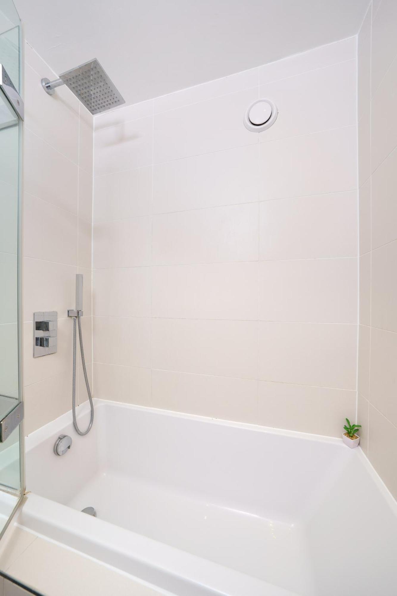 En-Suite Room In Zone 1 Λονδίνο Εξωτερικό φωτογραφία